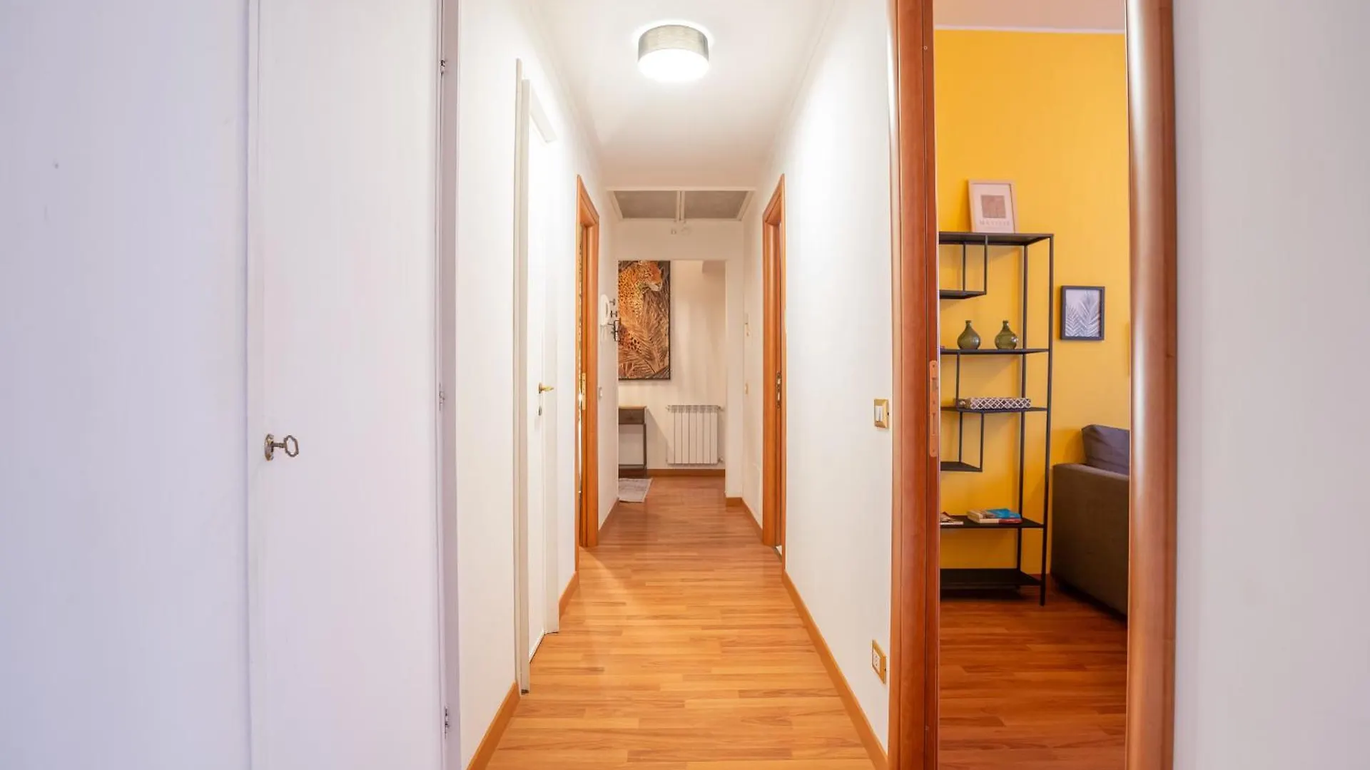St Peters Colorful 3Bdr Apartment Rome 0*,  Italy