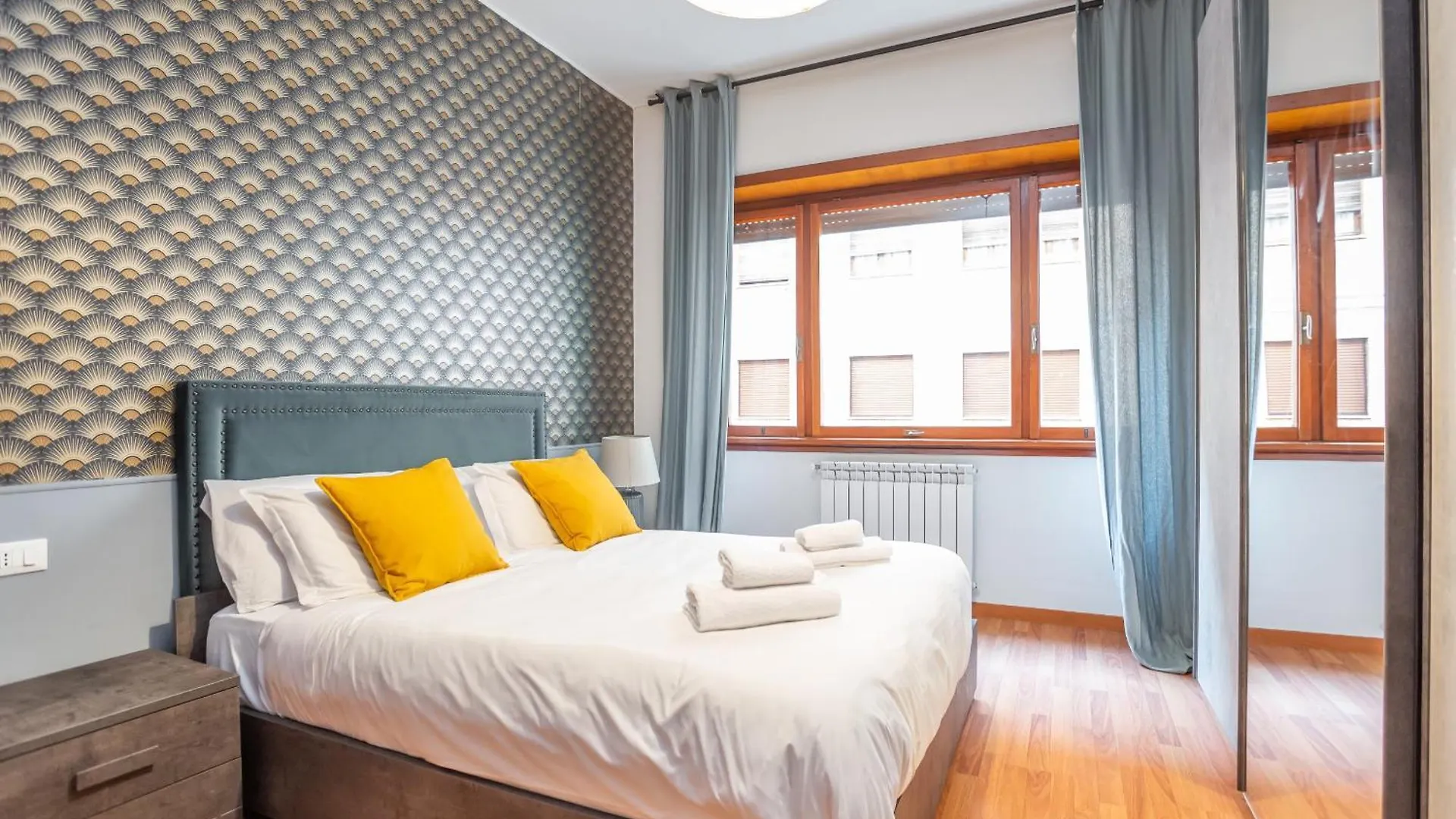 St Peters Colorful 3Bdr Apartment Rome