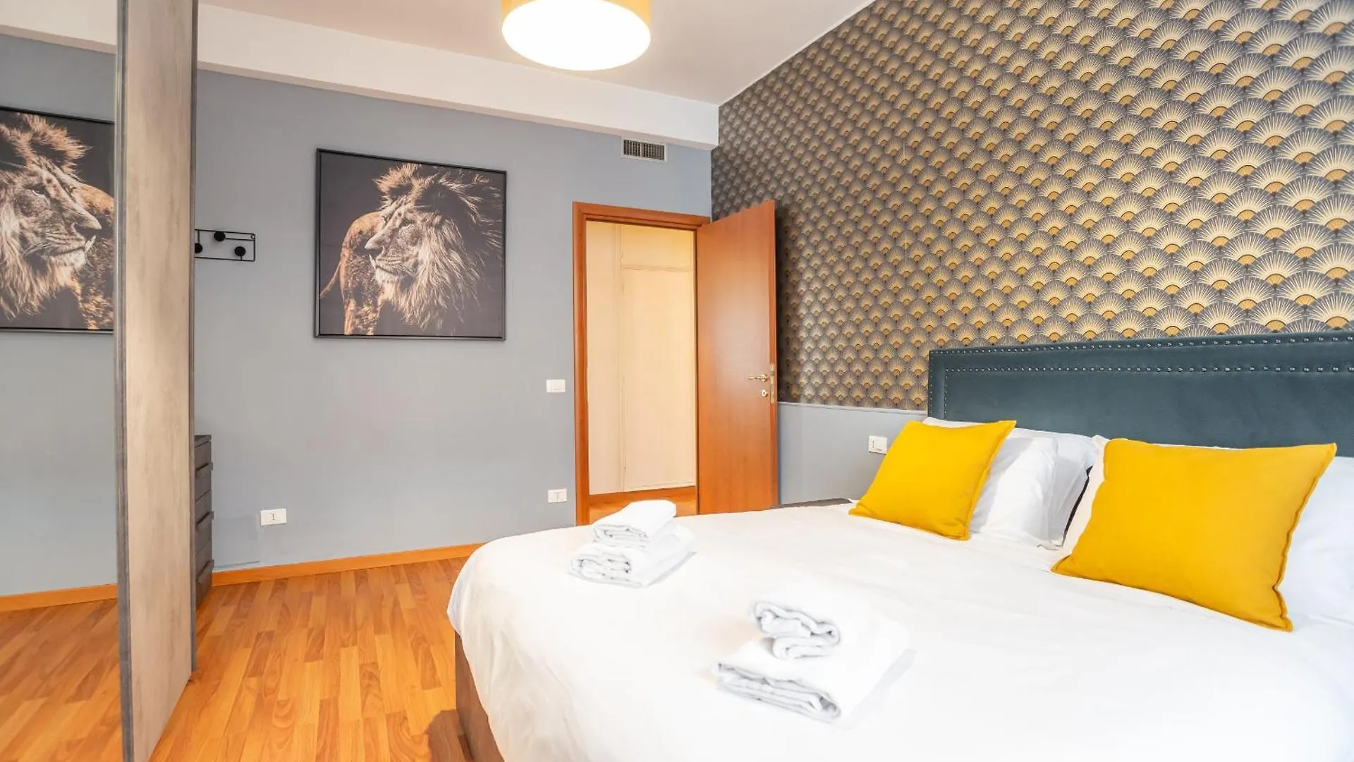 St Peters Colorful 3Bdr Apartment Rome